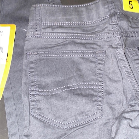 New boys Lee’s extreme comfort straight fit jeans. - Picture 7 of 16